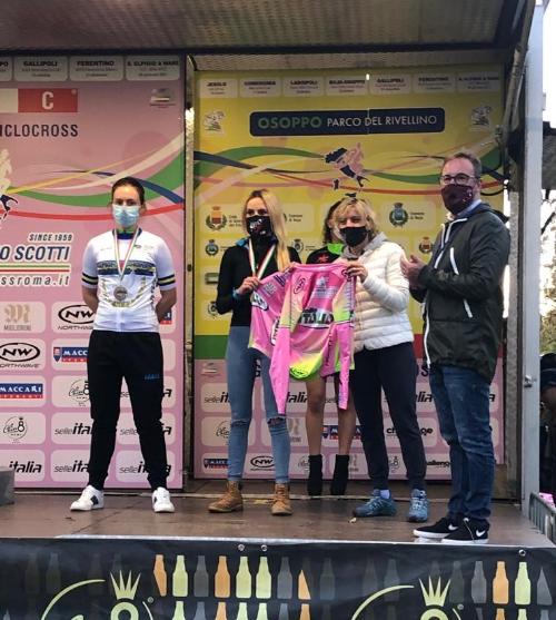 L'assessore regionale Barbara Zilli interviene al Giro d'Italia Ciclocross a Osoppo